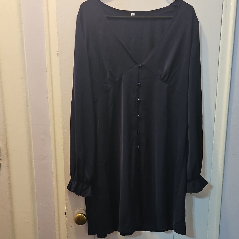 Black Blue Babydoll Dress with Bishop Sleeves and V-Neck